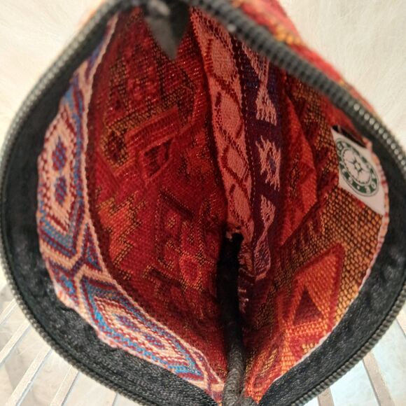 TRADES ROUTES ARTISTIC WALLET SMALL ZIPPER CLOSURE/NO STRAP/NO POCKETS/OPEN UNIT - Picture 11 of 14